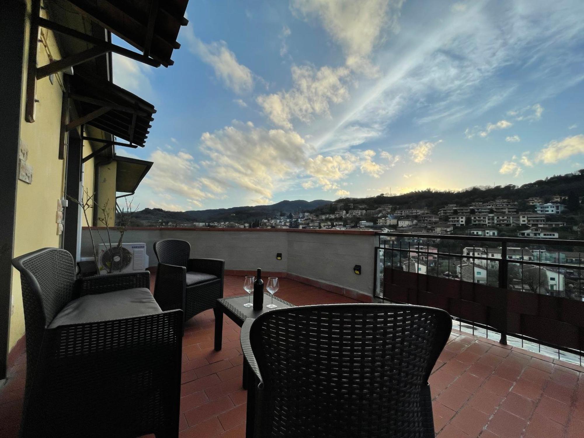 Incisa in Val d'Arno Sesto Piano Apartment מראה חיצוני תמונה